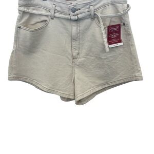 Levi Strauss Signature Vintage A-Line Belted Shorts High Rise Stretch  Size 12
